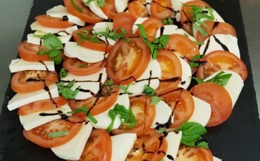 Catering Hänichen Tomaten-Mozzarella-Platte